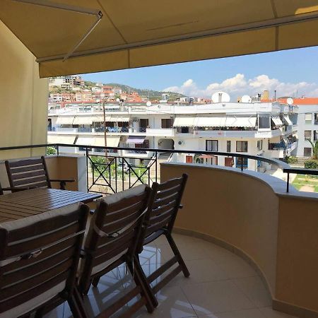 Peramos Luxury Apartment Néa Péramos Bagian luar foto