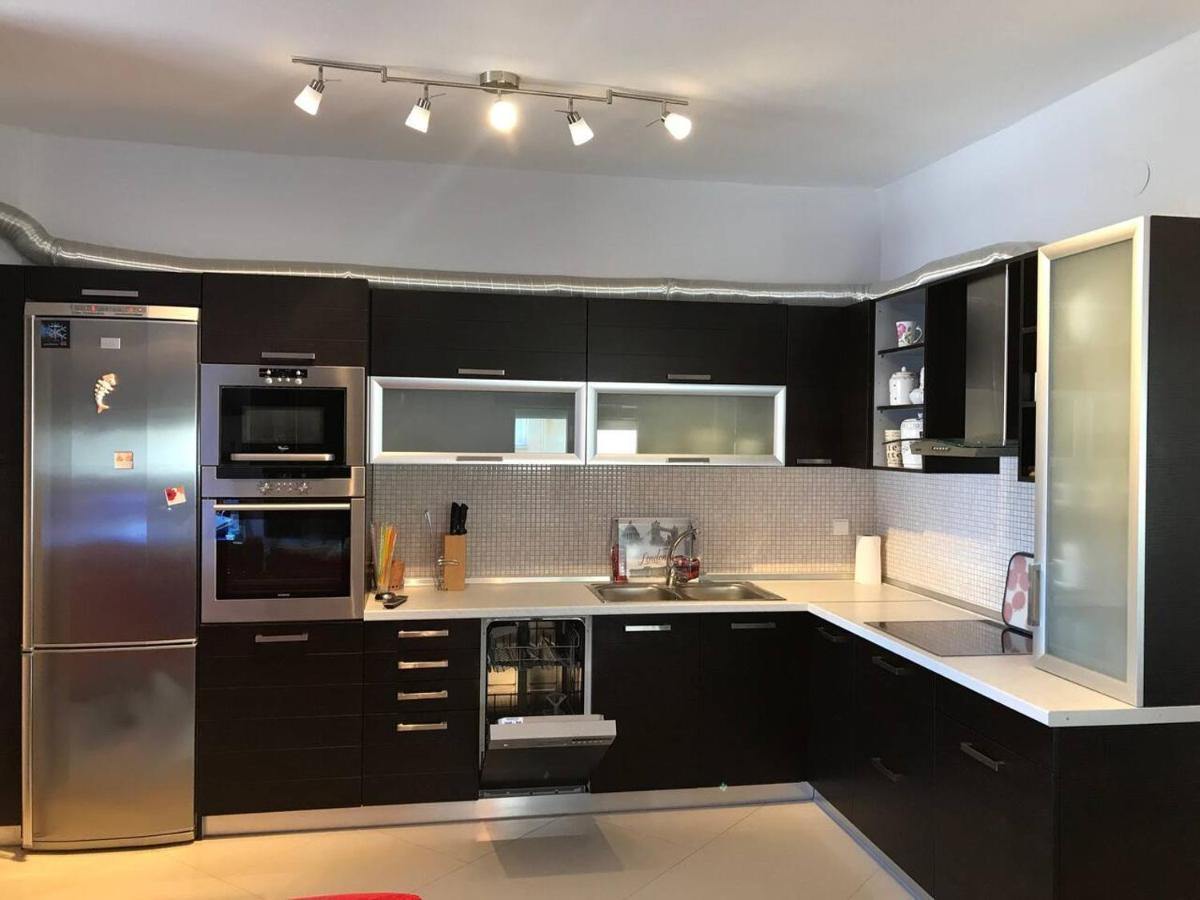 Peramos Luxury Apartment Néa Péramos Bagian luar foto